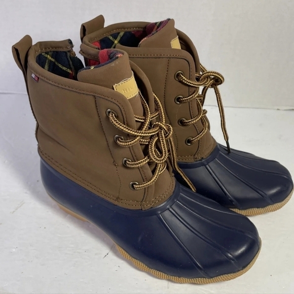 New Tommy Hilfiger Ryan Duck Boots Blue and Cognac size 5 - Picture 2 of 10